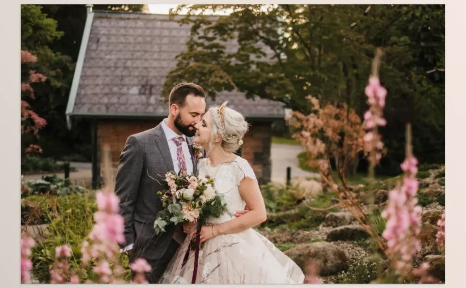 Soulmate Presets - MELO PRESETS - Soft, natural colors bring every detail to life while maintaining a timeless and elegant feel.