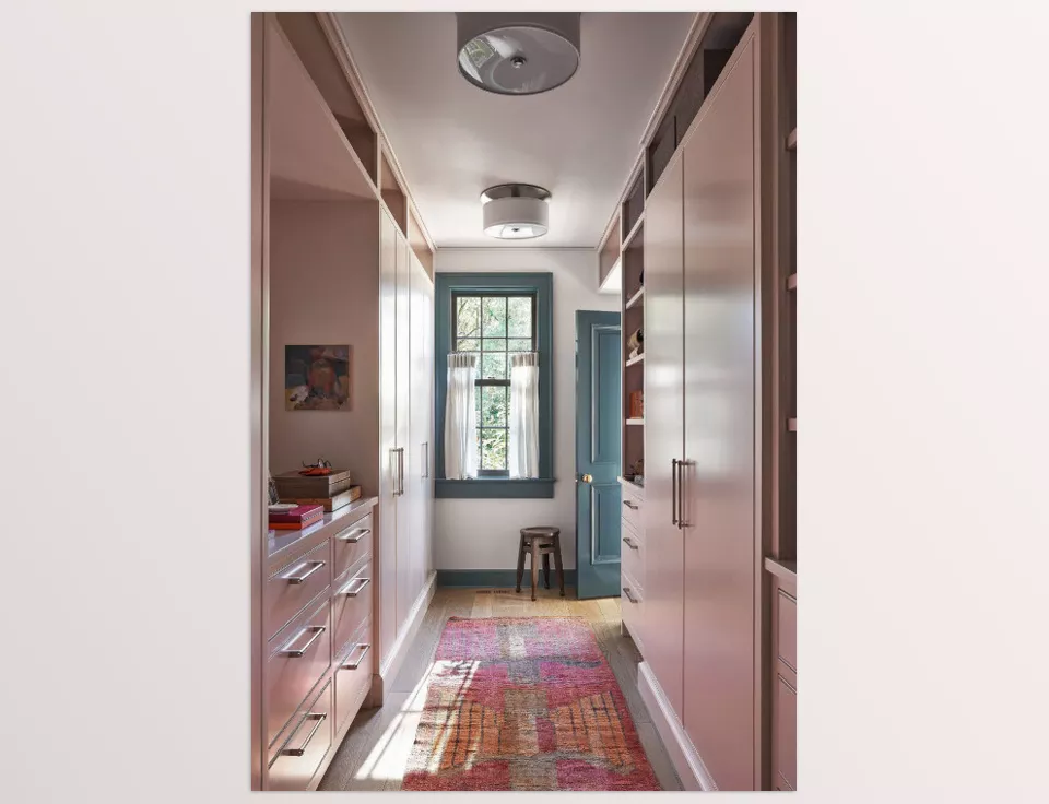 REFINED CO - REFINED x Ali Harper - An edit that meets architecture and provides the calmness to breathe is only balanced out by rich color tones and clean lines expertly blended.