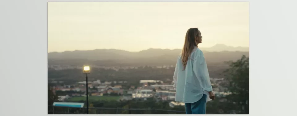 Defynemedia - Luca Epifany Filmic LUTS - Enhance golden hour shots effortlessly with the Gold Rush LUT for perfect warmth.