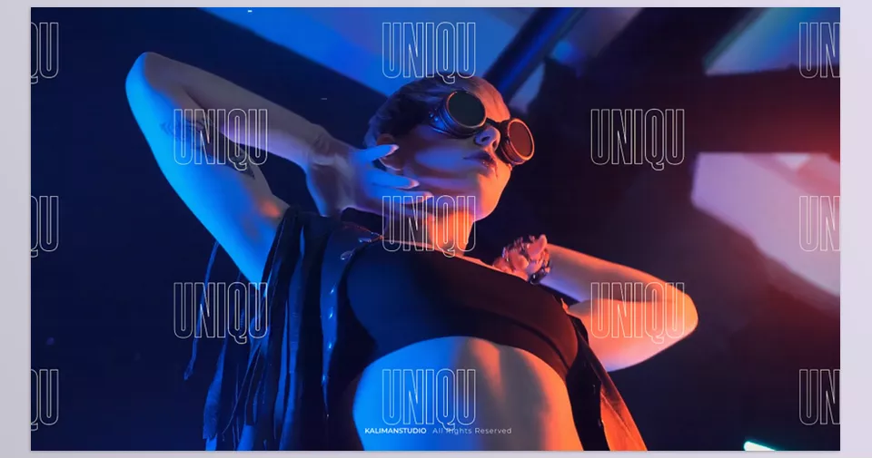 Slideshow Stylish Intro - A seamless slideshow presents endless creative avenues to explore.