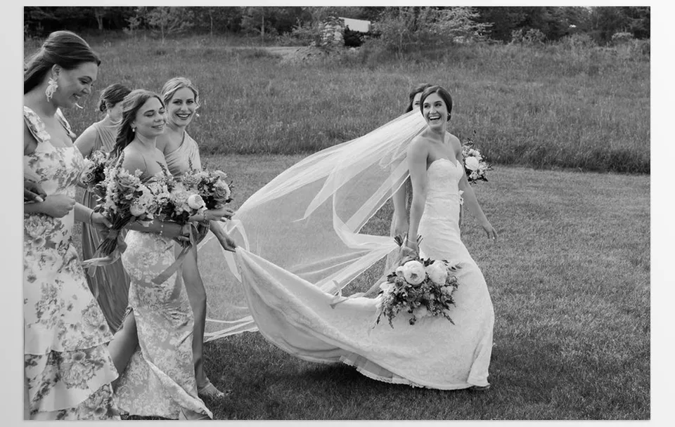 REFINED x KT Merry BW - Add Classical Touch To Your Pictures!